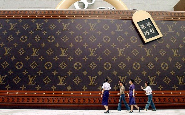 What Do Louis Vuitton's Record-Breaking Sales In Hefei Reveal About China's  Luxury Rebound?