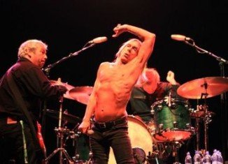 Iggy Pop on Tuborg Main stage at Peninsula Festival 2011 in Targu Mures, Romania, August 27. (photo City News)