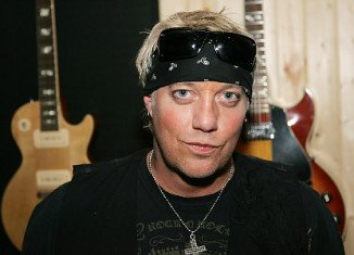 Jani Lane had a history of alcohol-related issues, and was arrested twice on DUI charges.