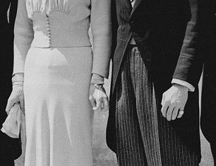 Nancy Shevell's wedding dress, designed by Stella McCartney, was a “remake” of the 1937 Wallis Simpson wedding outfit