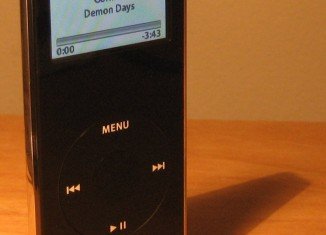 Apple has decided to recall the first generation of iPod Nano due to a defect of batteries