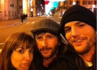 Ashton Kutcher posted a snap of himself, Lorene Scafaria and his friend Matthew Mazzant to his Twitter page