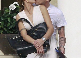 Elisabetta Canalis, 33, confirmed the rumors as she leaned in for a kiss with Steve-O, 37, after having lunch together in Hollywood yesterday
