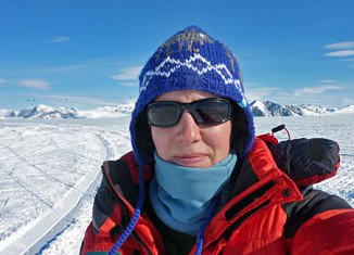 Explorer Felicity Aston from UK has reached Antarctica's Hercules Inlet, becoming the first woman to cross the continent alone