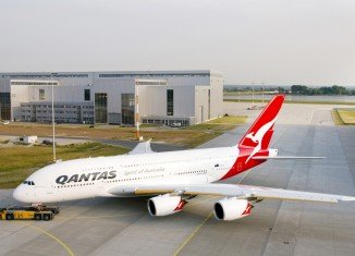 In total, 67 Airbus A380s are in use worldwide, on seven airlines: Qantas, Singapore Airlines, Emirates, Air France, Lufthansa, Korean Airlines and China Southern