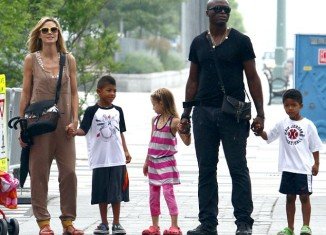Seal and Heidi Klum worked together to decide how to break the sad news of their split to their four children, the singer revealed in a new interview