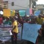 Nigeria: trade unions announced indefinite strike unless the fuel subsidy removal is reversed