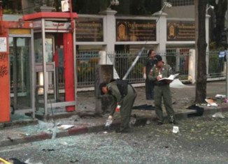 According to Thai officials, a man thought to be Iranian has had both legs blown off after attempting to throw a bomb at police in the country’s capital Bangkok