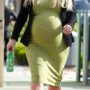 Jessica Simpson shows off her last stages baby bump, as she shops at Bel Bambini