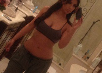 Kim Kardashian shared a picture of her dressed-down look on her Twitter page
