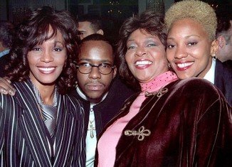 Robyn Crawford (right) and Whitney Houston had denied a gay relationship since 1987