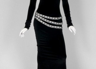 Whitney Houston’s black velvet dress worn by singer in The Bodyguard is one of the items set to go on auction next month