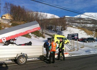 Five foreign tourists have died after being buried by a major avalanche in northern Norway