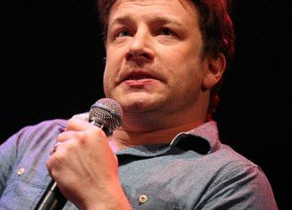The celebrity chef Jamie Oliver was not so happy when he was questioned about his own diet in Australia this week