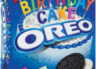 To mark the cookie’s centenary, Nabisco released a limited edition of "Birthday Cake" Oreo