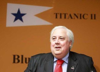 Australian Clive Palmer has commissioned a Chinese state-owned company to build a 21st Century version of the Titanic