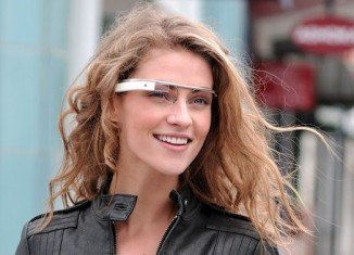 Google has revealed details of Project Glass, the augmented reality glasses
