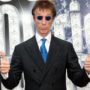 Robin Gibb wakes from coma after more than a week