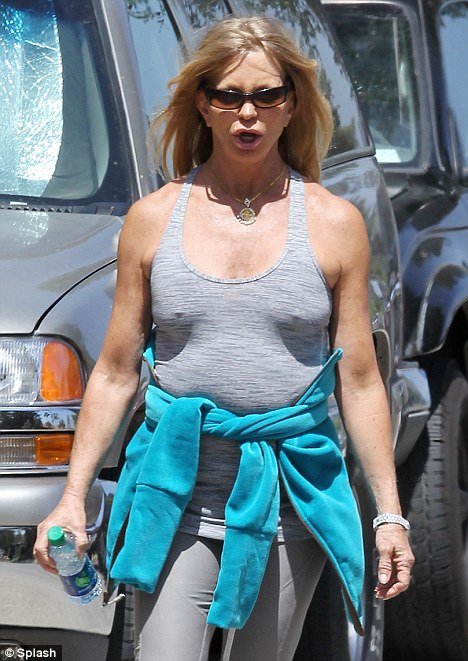 Goldie Hawn Goes Jogging Braless