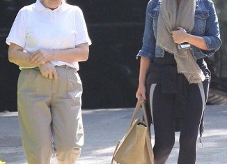 Kim Kardashian spent hours with lawyer Laura Wasser after Kris Humphries pressed for a divorce trial