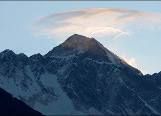 The body of climber missing on Mountain Everest has been found today, bringing the death toll from the weekend to four