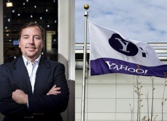 Yahoo CEO Scott Thompson is to step down after accusations that a fake computer science degree was included on his CV