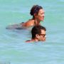 Kris Humphries spotted with his nutritionist Tracy Paradise in Miami Beach