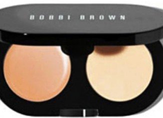 The secret of Kate Middleton’s face-framing look is a modest £15.50 ($24) Bobbi Brown eye shadow powder from Peter Jones store make-up counter