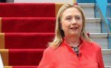 Hillary Clinton has arrived in Israel for talks expected to focus on Iran, the peace process and Egypt