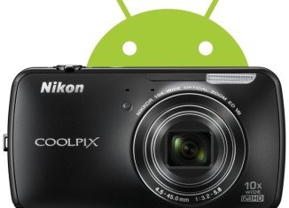 Coolpix S800c, the first mainstream digital camera to be powered by Google's Android system, has been released by Nikon