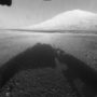 Curiosity rover lifts its mast and uses its high navigation cameras for the first time