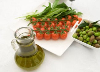 Researchers claim that swapping to a Mediterranean diet rich in olive oil could help protect your bones in later life