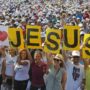 Lebanon: Pope Benedict XVI appeals for peace at seafront Mass in Beirut