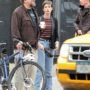 Anne Hathaway makes rare misstep in unflattering mom jeans