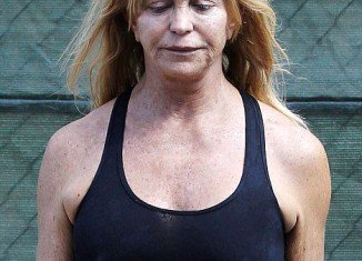 Goldie Hawn steps out make-up free before her 67th birthday