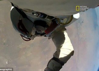 New footage taken from cameras attached to Felix Baumgartner's body shows the moment daredevil loses control