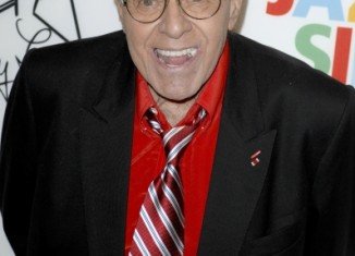 The story behind Jerry Lewis departure from the MDA Telethon still remains untold