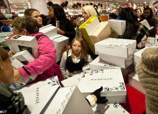 A recent survey shows in-store retail sales on 2012 Black Friday dropped from last year