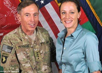 CIA Director David Petraeus believed he could keep his affair with his biographer Paula Broadwell secret even after he was interviewed by the FBI