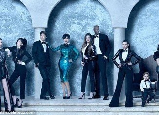 Khloe Kardashian revealed she was Photoshopped in 2011 Kardashian Christmas card on Ellen DeGeneres show