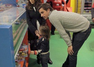 Kourtney Kardashian treated her son Mason to a trip to Hamleys on Friday, bringing her partner Scott Disick along for the fun outing