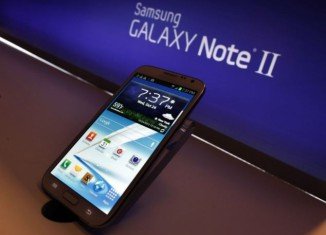 Samsung has sold more than 3 million units of its big screen Galaxy Note II smartphones in 37 days after its launch