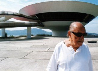 Brazilian architect Oscar Niemeyer, who designed some of the 20th Century's most famous modernist buildings, has died just before his 105th birthday