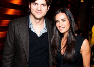 Demi Moore was reportedly the one holding up the legal proceedings in her divorce from Ashton Kutcher as she wants a settlement similar to that from first husband Bruce Willis