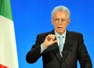 Outgoing Prime Minister Mario Monti is to lead a coalition of centre parties going into Italy's parliamentary election in February
