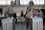 People are voting in a general election in Japan, where former leader Shinzo Abe is challenging the current prime minister, Yoshihiko Noda
