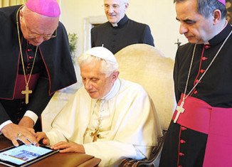 Pope Benedict XVI has sent his first much-anticipated Twitter message using his personal account