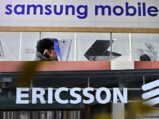 Samsung Electronics has sought a ban on the import and sales of some Ericsson products in the US which it claims infringe its patents