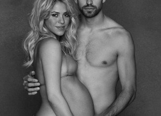 Shakira and Gerard Piqué have welcomed last night their first child together, baby boy Milan Piqué Mebarak