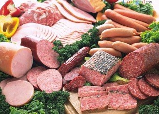 A study of half a million people across Europe suggests that sausages, ham, bacon and other processed meats appear to increase the risk of dying young